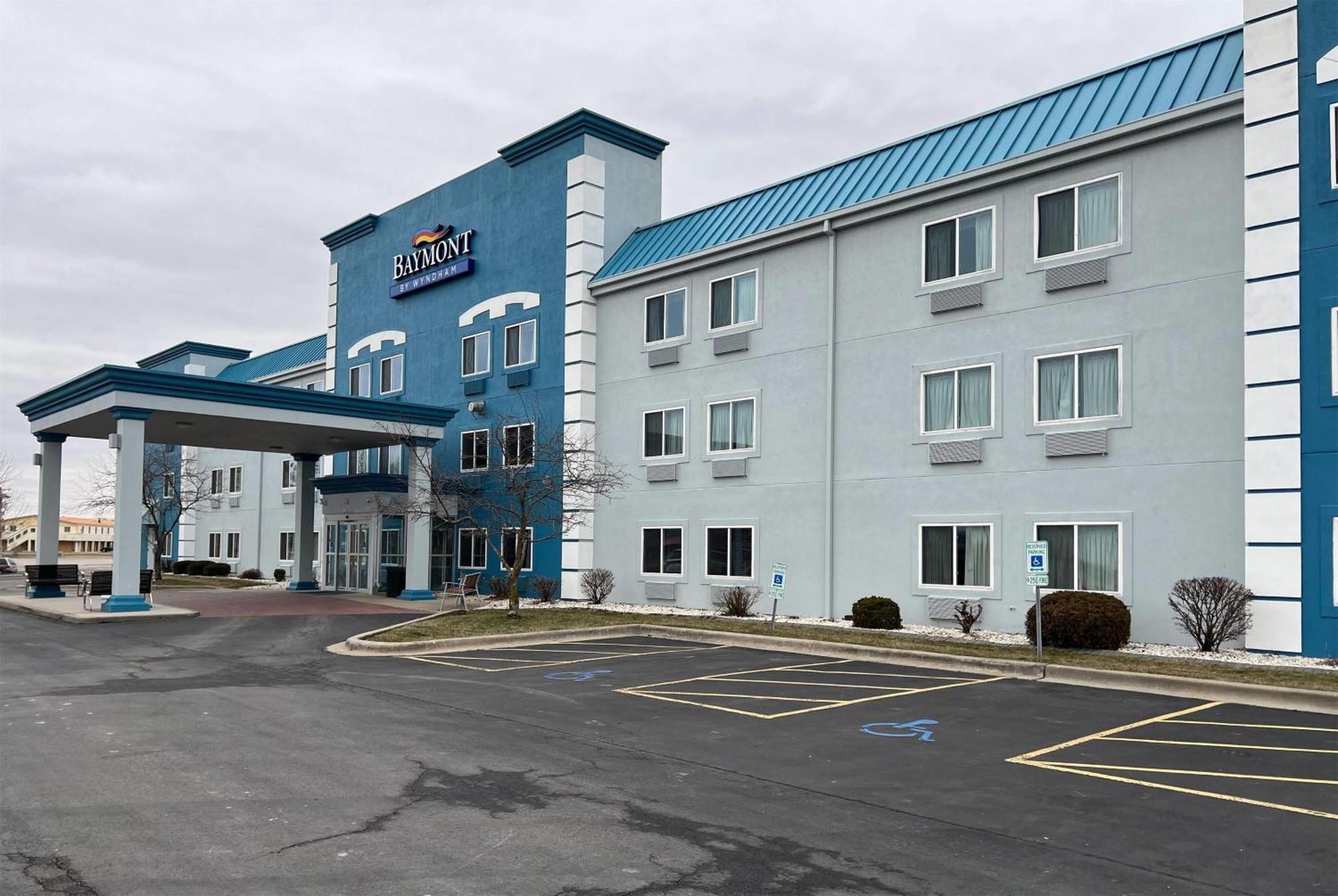 Baymont By Wyndham Litchfield Hotel Ngoại thất bức ảnh